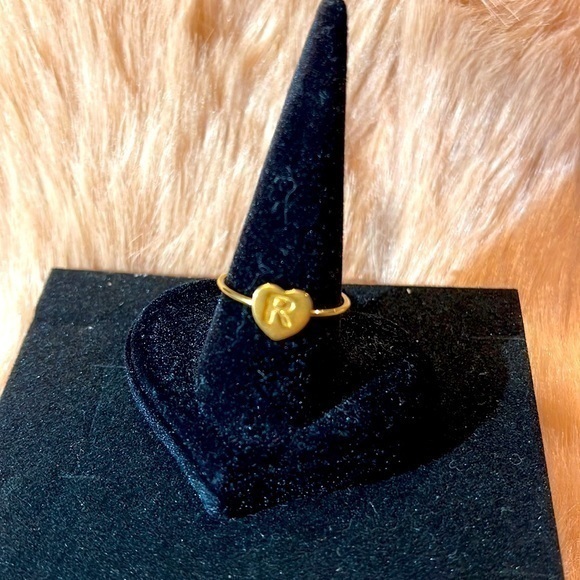 ๐ ๐ Rโ ๐ Personalized-Initial Heart Ring Stainless Steel Gold Tone ADJUSTABLE - Picture 1 of 6